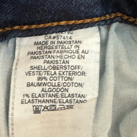 True Religion Starr High Rise Cropped Straight Jean, Size 27 - Picture 10 of 10